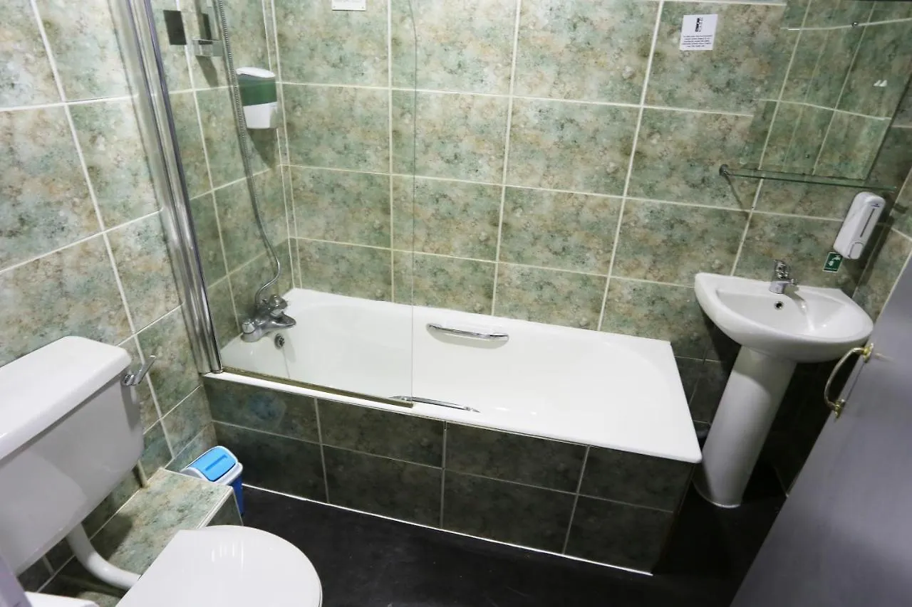 Huddersfield Hotel 3*,
