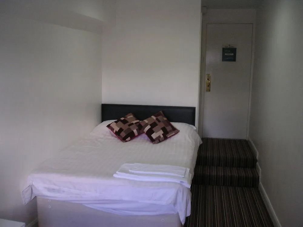 Huddersfield Hotel