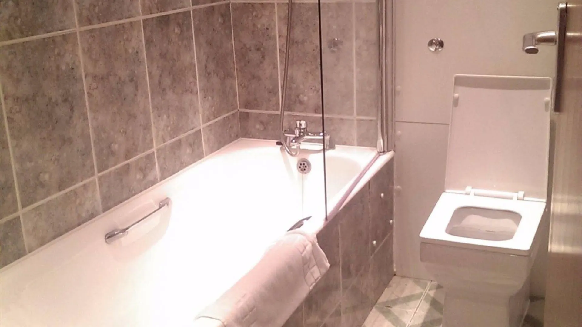 Huddersfield Hotel 3*,